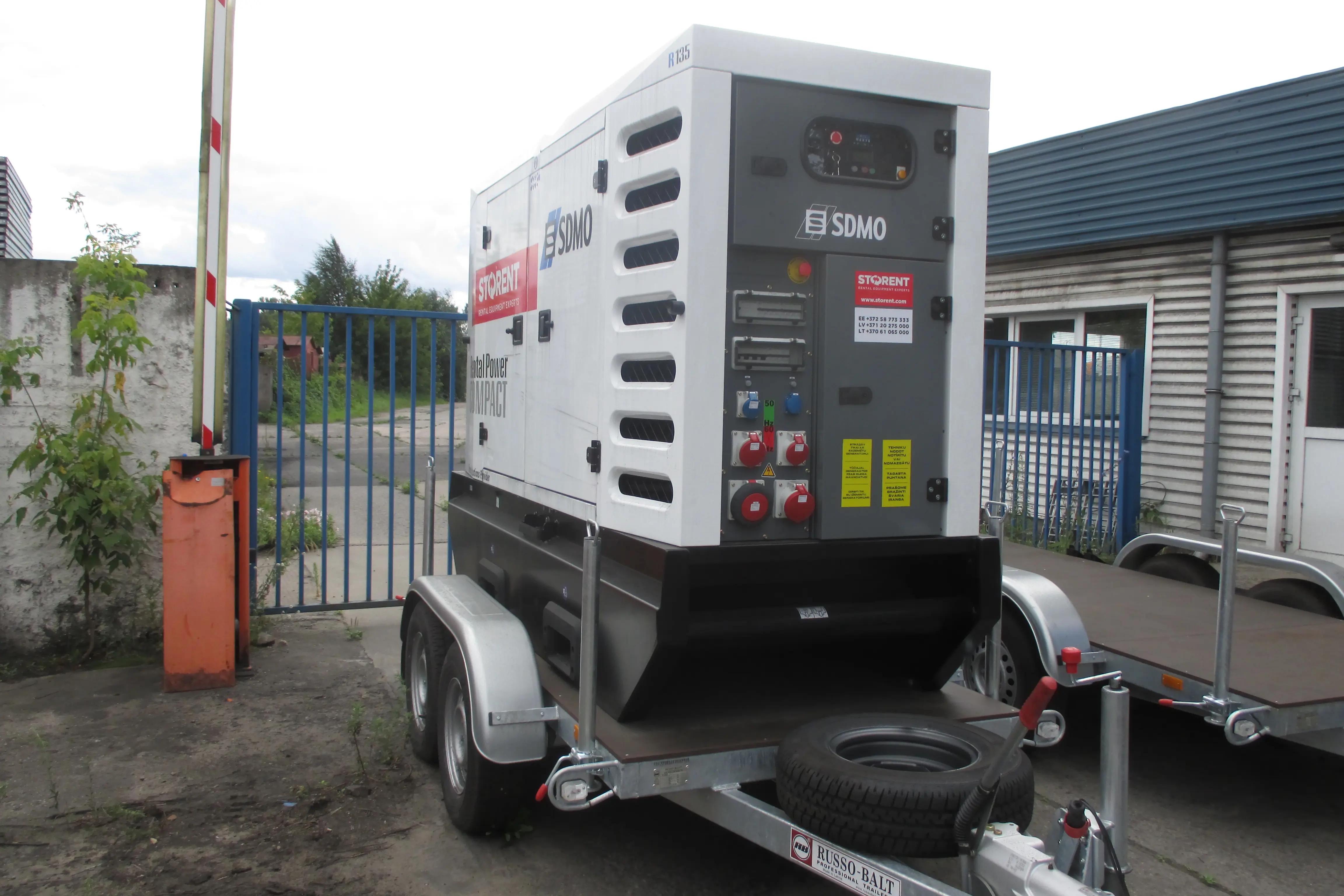Generatorius, dyzelinis - puspriekabė, 100 kW